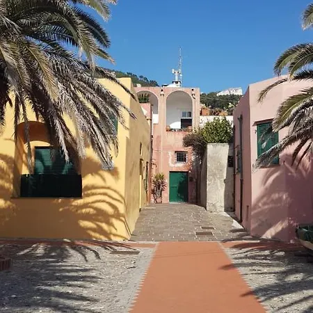 Piccolo Paradiso Finale Ligure