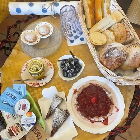 Piccolo Paradiso 菲纳莱利古雷