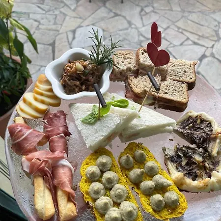 Couette-café Piccolo Paradiso Finale Ligure