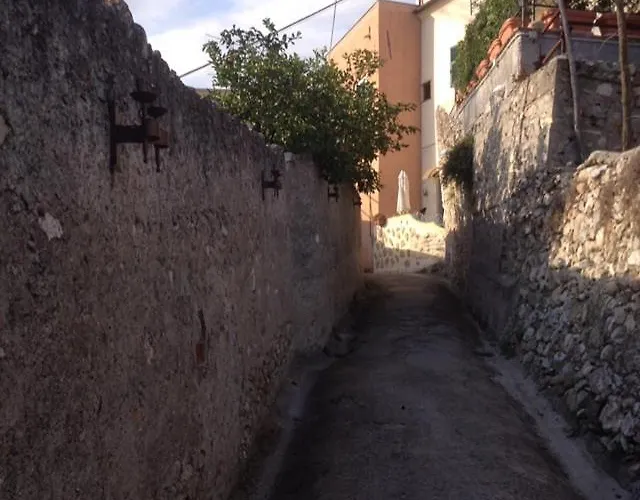 Piccolo Paradiso 3* Finale Ligure